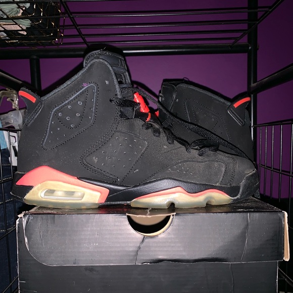 Jordan 6s Infrared Black - Picture 1 of 3